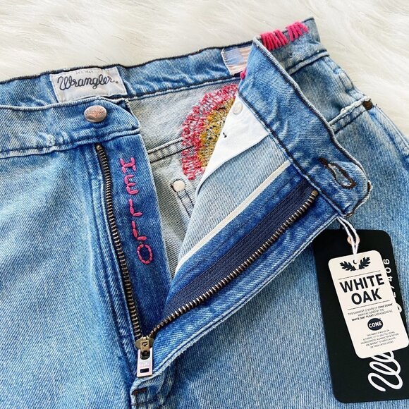 NEW Wrangler Limited Ed White Oak High Flare Jean - Picture 5 of 11